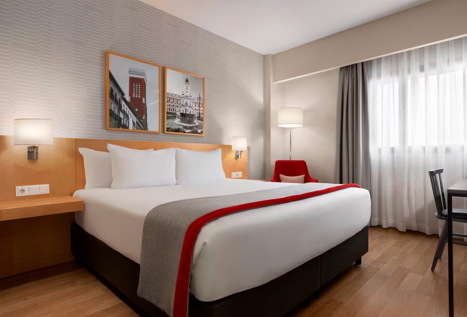 Cuadros y enmarcación a medida en Ramada · Getafe