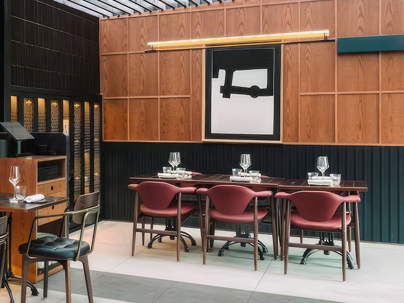 Cuadros y enmarcación a medida en Radisson · Bilbao
